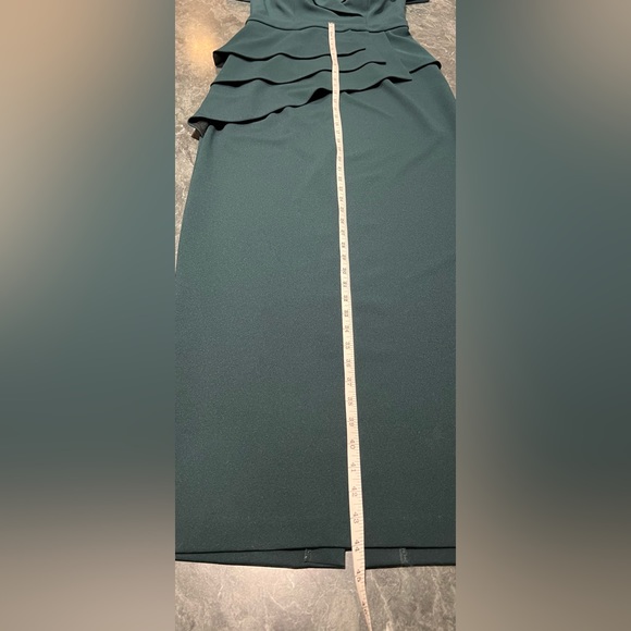 XSCAPE Dress Emerald Pine Green Prom Size 10 NWT Off-The-Shoulder Peplum Gown - Picture 13 of 16